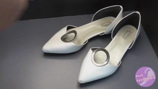 Shoe fetishism 靴フェチ　　白いヒールにぶっかける