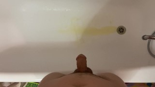 Good Morning! Peeing and Playing With Dick