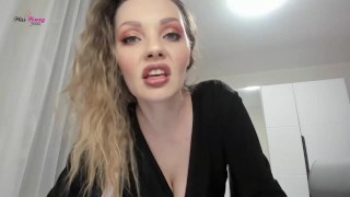 You gona eat that ass and cum