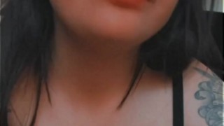 Young Tatted Amateur Shows Off her throating skills