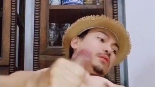 Thai man Jerk off a lot of sperms หนุ่มไทยชักว่าวน้ำควยพุ่งแรงเยอะมาก