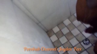 Flashlight left me dripping with cum 