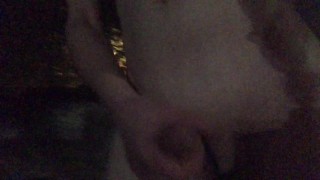 Inadvertently become post-cum clarity, so I couldn't get an erection in the nude, did not go far