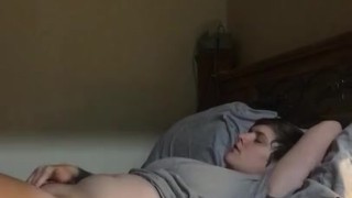 Trans guy masturbates In bed