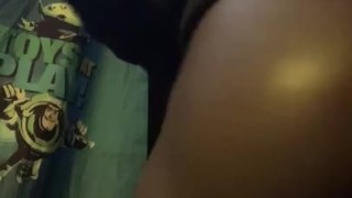 Amateur twerking cake 
