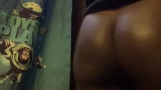Amateur practice twerking 