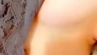 Play with my tits