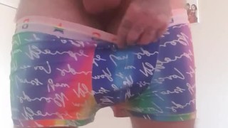 Wanking And cumming to porn with BONDS underwear 