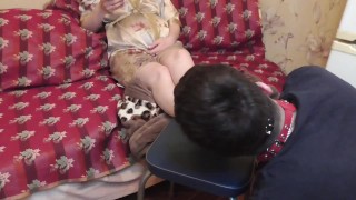 Husband licks his pregnant wife's feet while she chatted with her lover