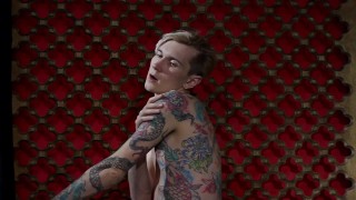 Nicky deeptroat fucking banana show