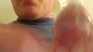 A LOT OF CUM IN THE CONDOM! (#Heavenhandjob)