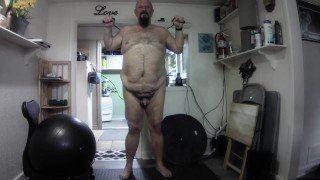 DavieBear working out nude