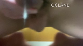 A large amount of sperm in the masturbation of a few days the first time pours in front of the eyes!