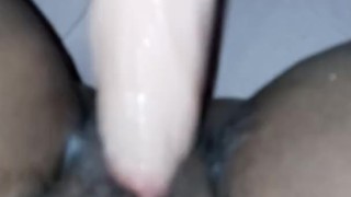 Teen Plays With Toy In Juicy Pussy