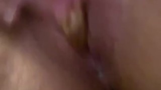 Horny babe makes her wet throbbing pussy cum all over her toy 