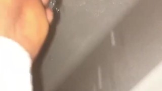 Clean feet 