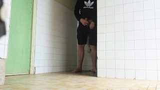 Jerking and Pissing in the Toilet