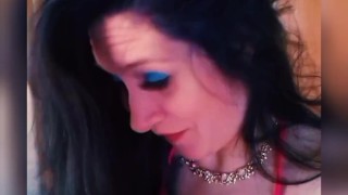 Leggy Lea on Kink Tok