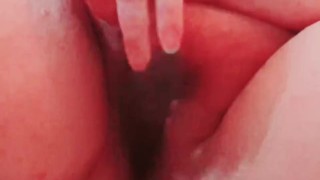 SSBBW fucks dildo