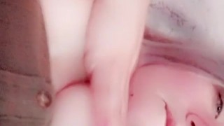 Chupa mis tetas y mi panocha papacito. 