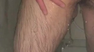 ２０歳男子大学生がお尻を振っている動画