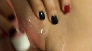 pEnnY pUpilS is fisted with her new clit vibrator, she has an amazing orgasm!