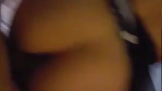 Le dije a mi novia que iría con mis amigos y me fui a coger con su mejor amiga al hotel