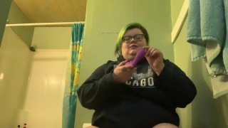 Vibrator and dildo sucking