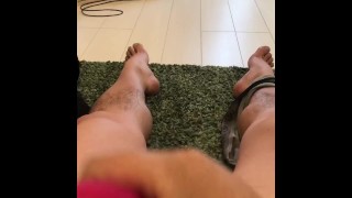 彼女のパンツでオナってみた　赤パン編