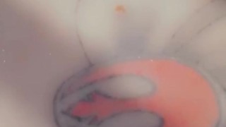 Sexy Shows Her Body