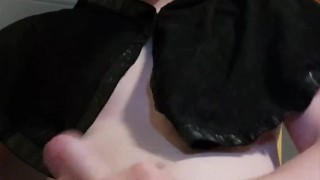 Doctor Addams Quickly Extracts His Cum For His Patients 