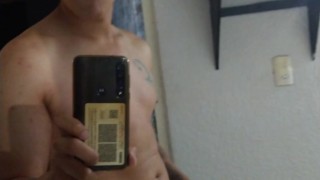 Estoy muy caliente y quiero sacar toda la leche que tengo 🤤