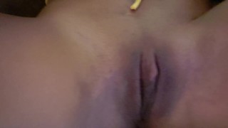 PUSSY UP CLOSE 