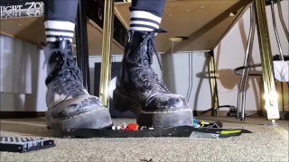 LED-Bar Crushing with dirty Doc Martens Boots (Trailer)
