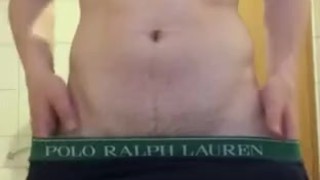 Twink striptease