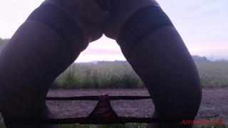 Amanda Red enjoys the SUNRISE with BIRD SOUND | One Tape