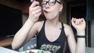 Pasta for breakfast | Food fetish | Sitophilia