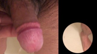 【4K オススメ】超どアップ！尿道から出るおしっこと亀頭についた雫・・・これは見ごたえある！？