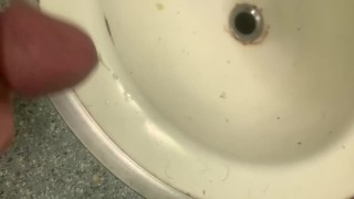 PISSING PEEING ALL OVER BATHROOM IN SINK ON TOILET ON FLOOR WATERSPORTS DADDYREVAN