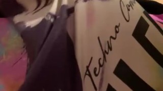 Sucking up Selena shirt whole 😋