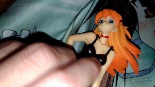 新世紀エヴァンゲリオン式波アスカラングレー黒ワンピースフィギュアに大量ぶっかけオナニー【全裸キモオタクの喘ぎ声あり】