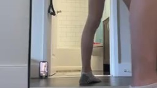 This ass needs to be clapping a hard cock