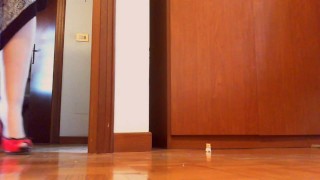 Your Italian giantess reduces you to dust in this magnificent video