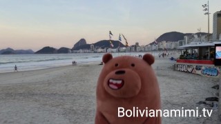 Sem calcinha no causadao de Copacabana provocando 😜😜 mostrando a ppkinha 😈 
