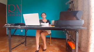 SEXRETARY No panties secretary Nude secretary  in the office