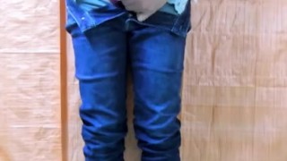Japanese Twink Boy Jerks Off in Tight Jeans