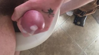 Watch me cum all over myself 