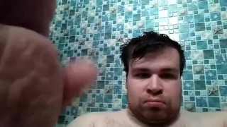 Артем сам себе дрочит ногами лижет ноги self suck autofellatio self footjob