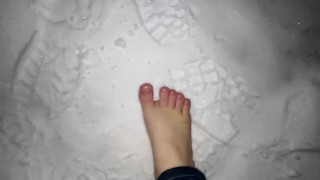 Артем показывает ноги self suck autofellatio self footjob