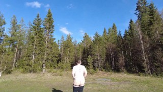 Fealing naughty outdoors